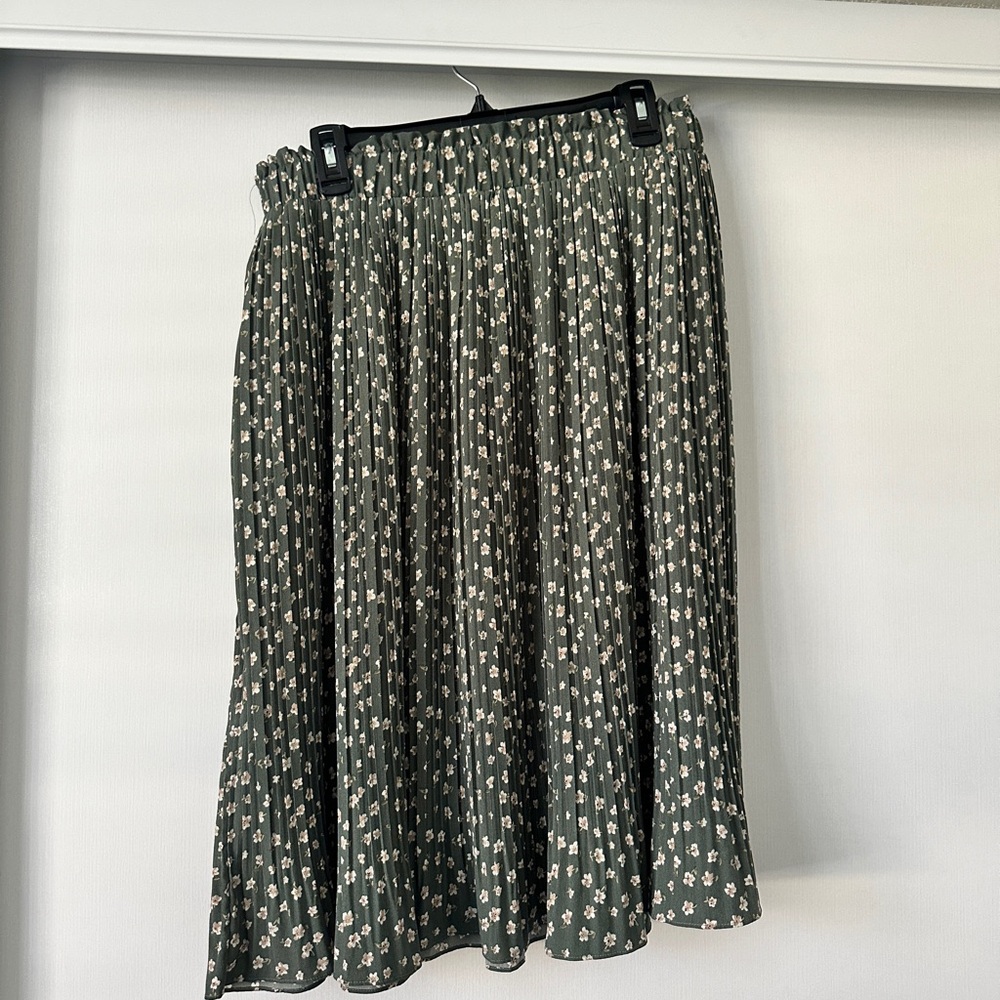 EXLURA Womens High Waist Polka Dot Pleated Skirt Midi Swing Skirt with Pockets